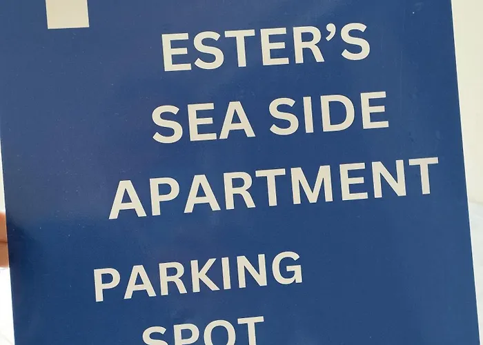 Ester's Sea Side Lejlighed *